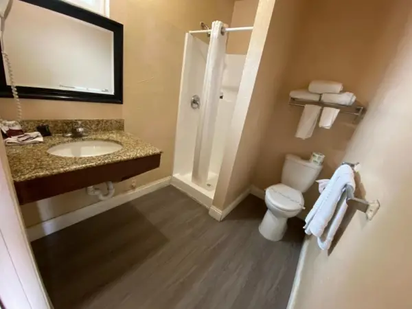 Pacific Inn 7